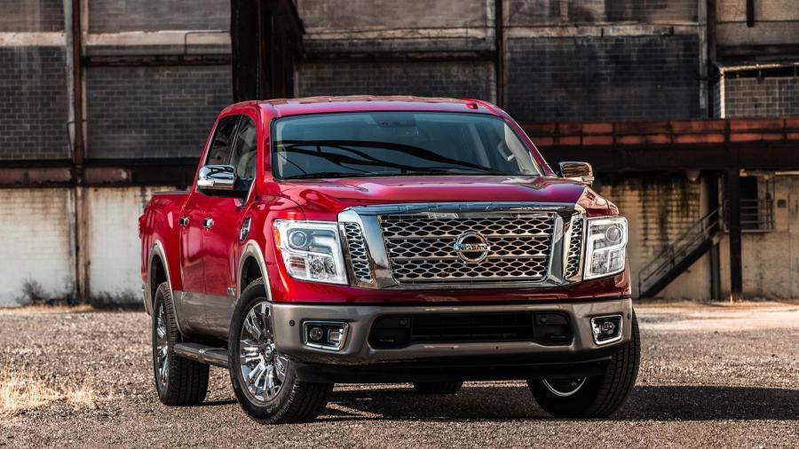  Nissan Titan Crew Cab XD Platinum Reserve 2015 года  (фото 5 из 33)